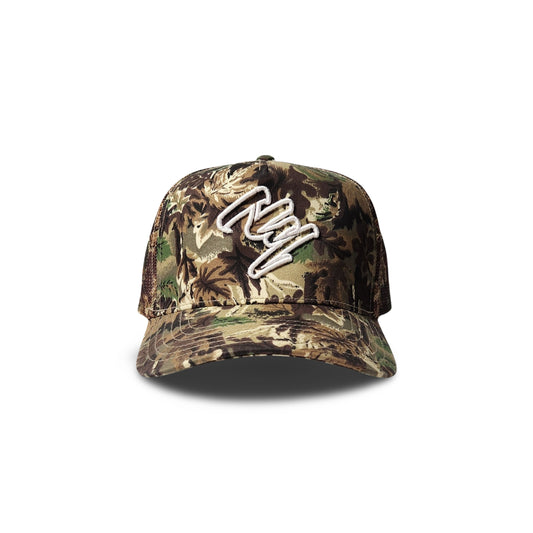 A NEW YORK DAY "OG LOGO" CAMO TRUCKER HAT