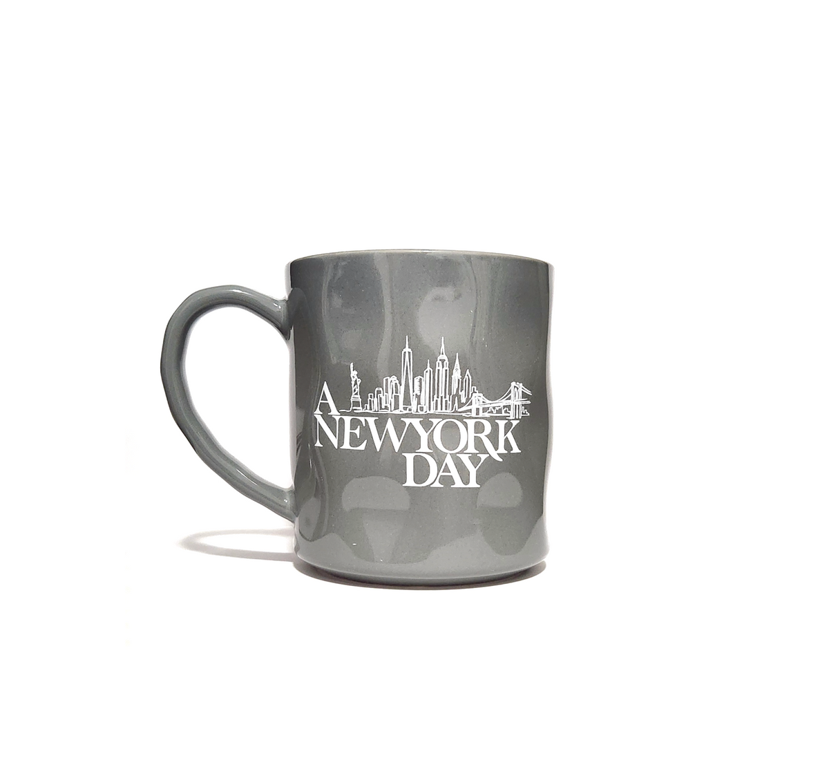 A NEW YORK DAY "SKYLINE" MUG